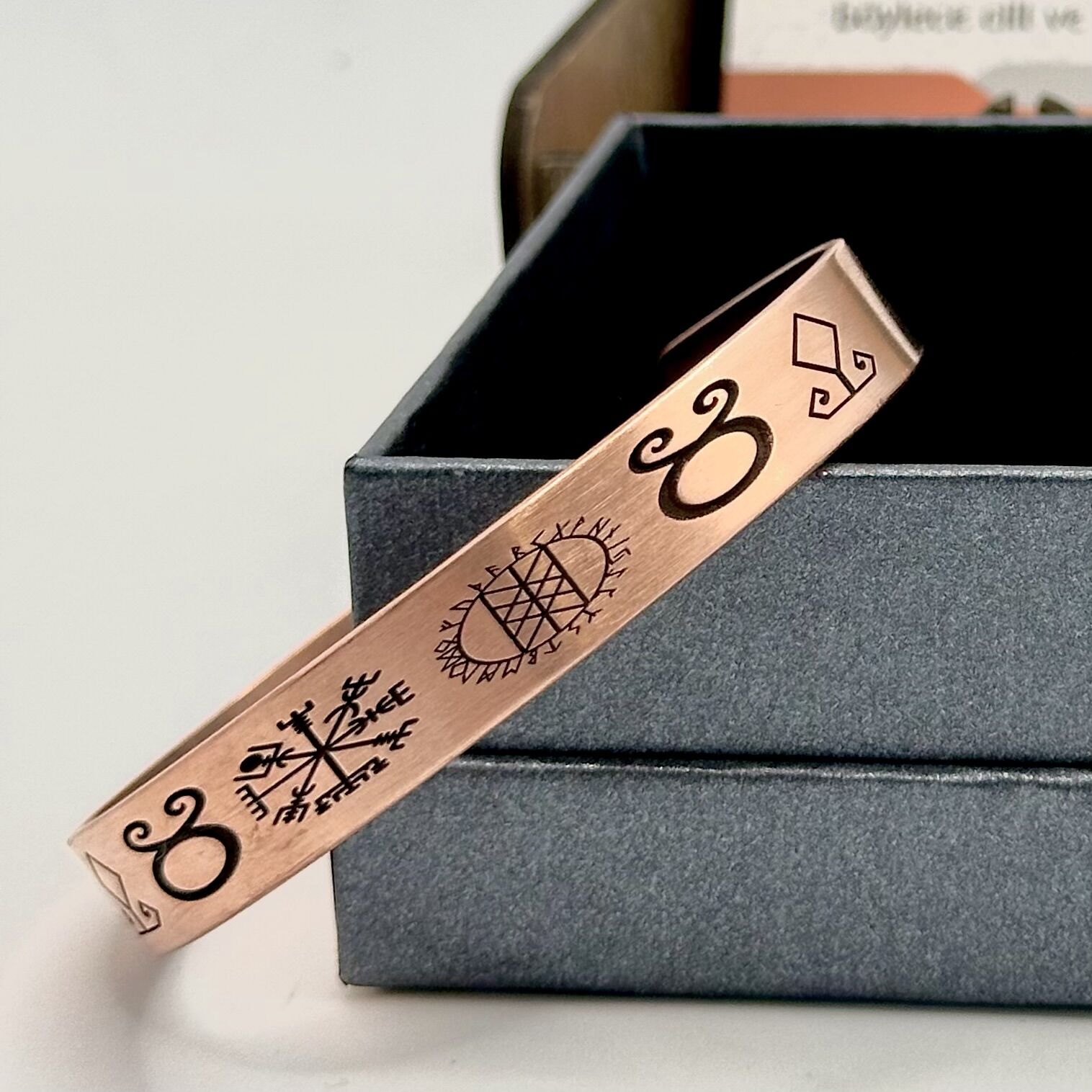 Bakır Bileklik Viking Desenli Model