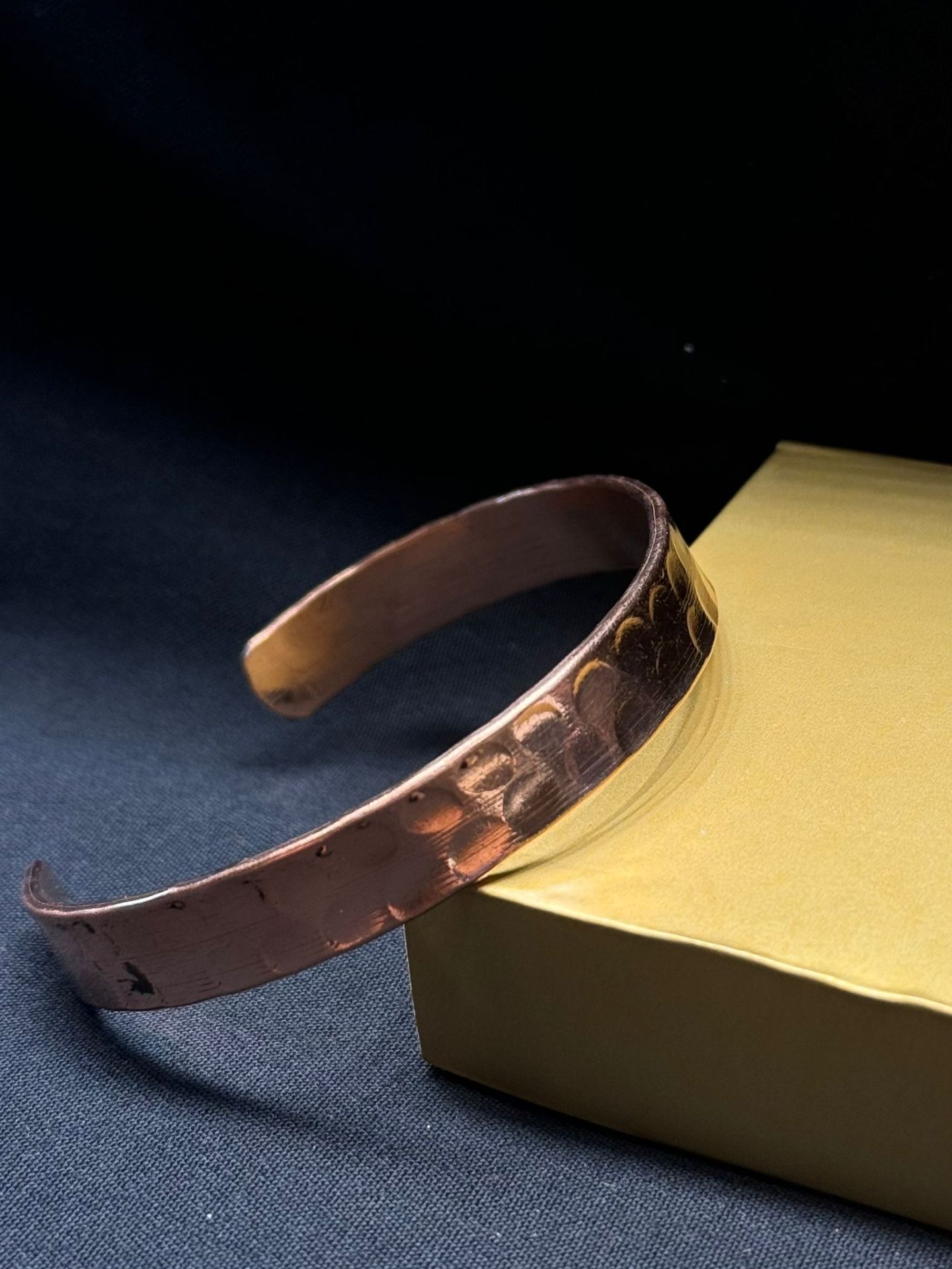 Bakır Bileklik El Dövmesi Model