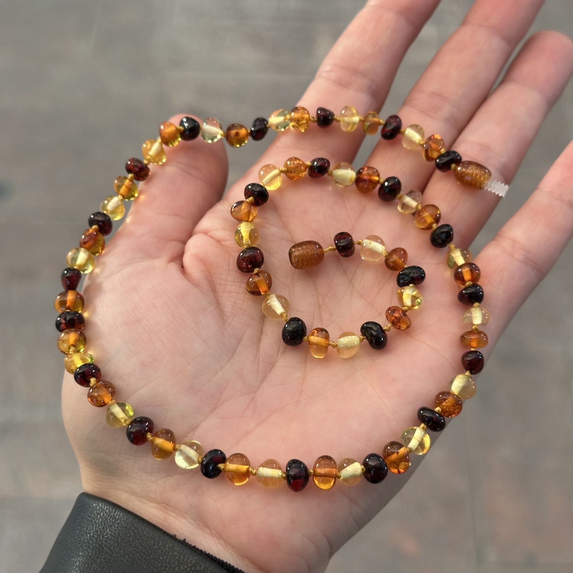 Damla Kehribar Yetişkin Kolyesi