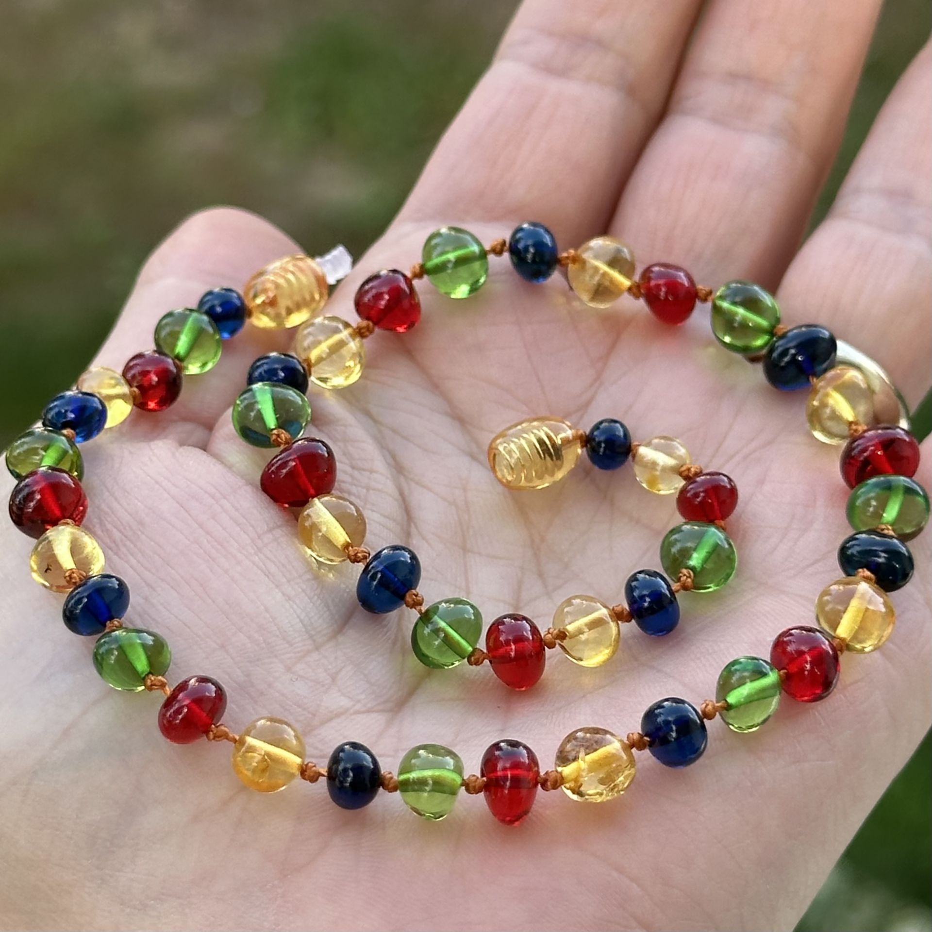 Damla Kehribar Bebek Kolyesi