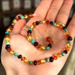 Damla Kehribar Bebek Kolyesi Firuze Kombinli