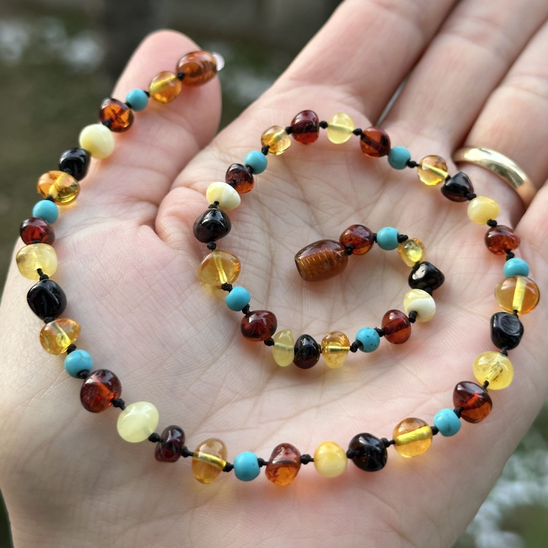 Damla Kehribar Bebek Kolyesi