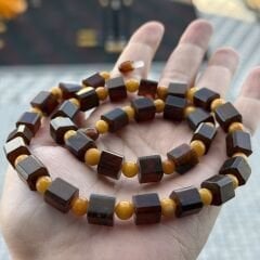 Damla Kehribar Küp Model Yetişkin Kolye