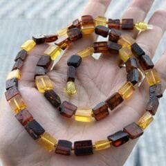 Damla Kehribar Küp Model Yetişkin Kehribar Kolye