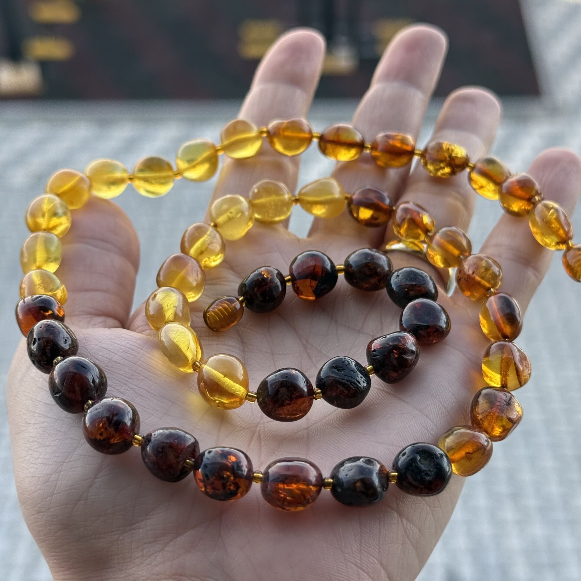 Damla Kehribar Renk Geçişli Uzun Yetişkin Kolye