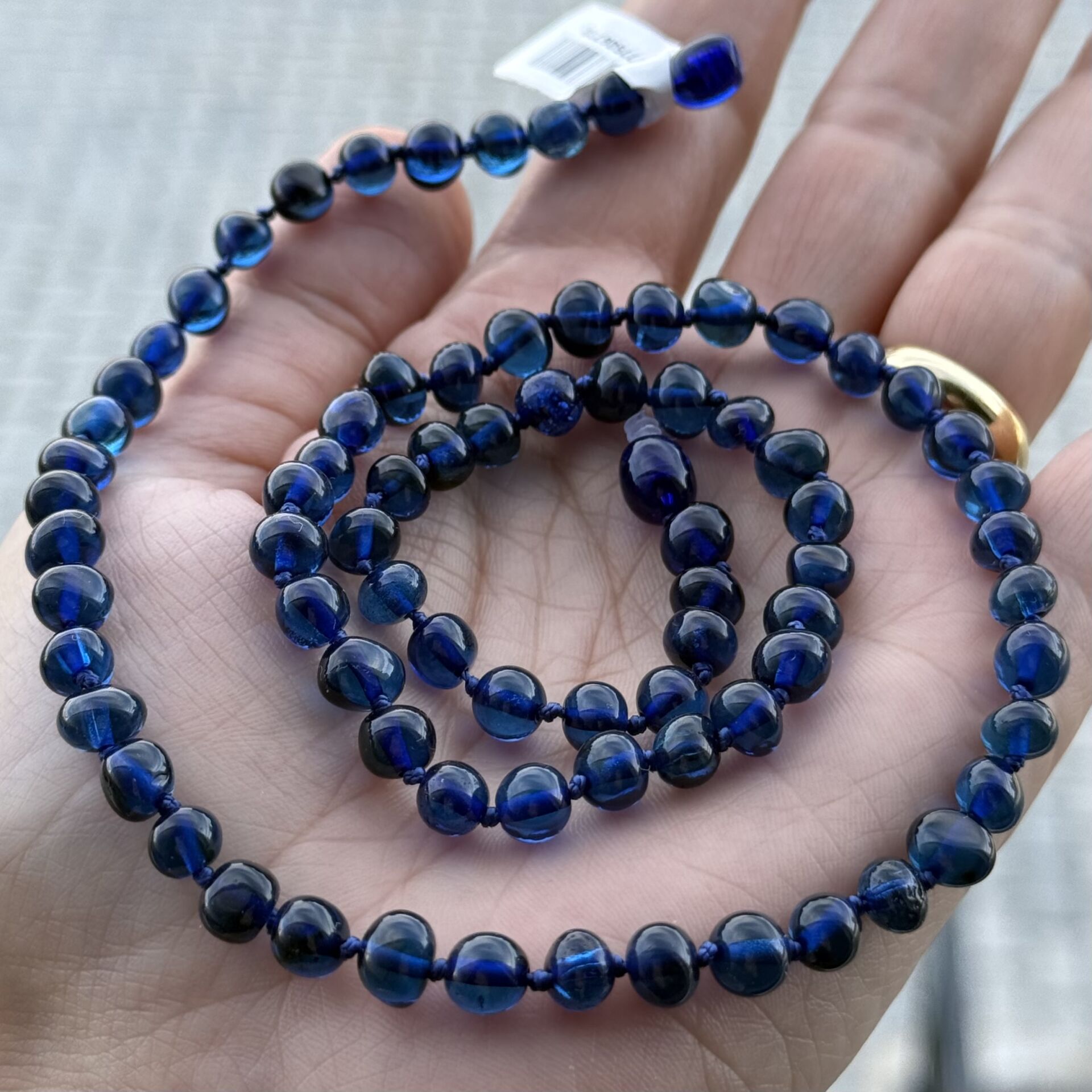 Damla Kehribar Mavi Renk Yetişkin Kehribar Kolye